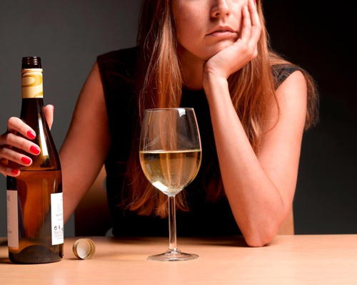 Анонимное лечение женского алкоголизма в Онеге